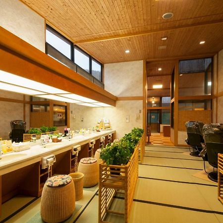 Okada Ryokan Warakutei Takajama Exteriér fotografie