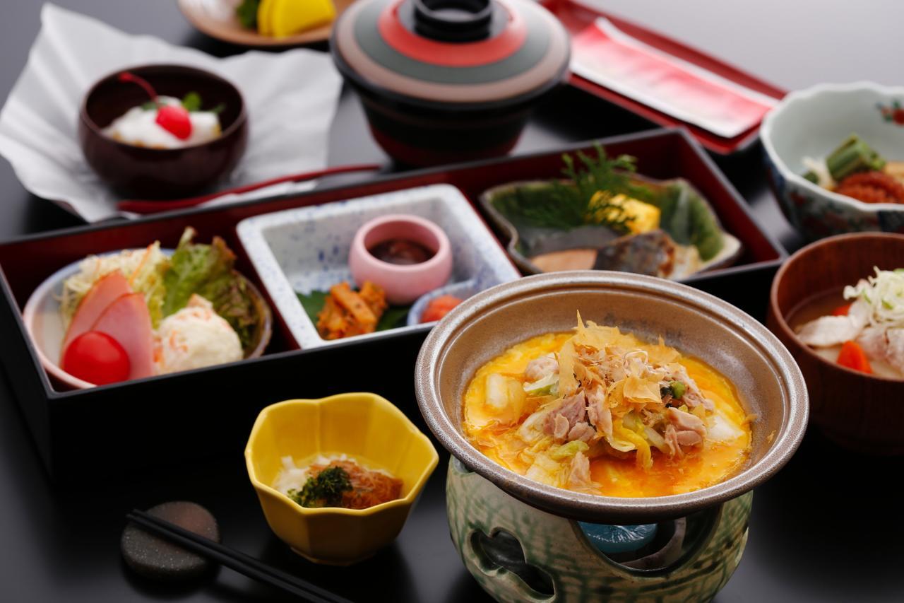 Okada Ryokan Warakutei Takajama Exteriér fotografie